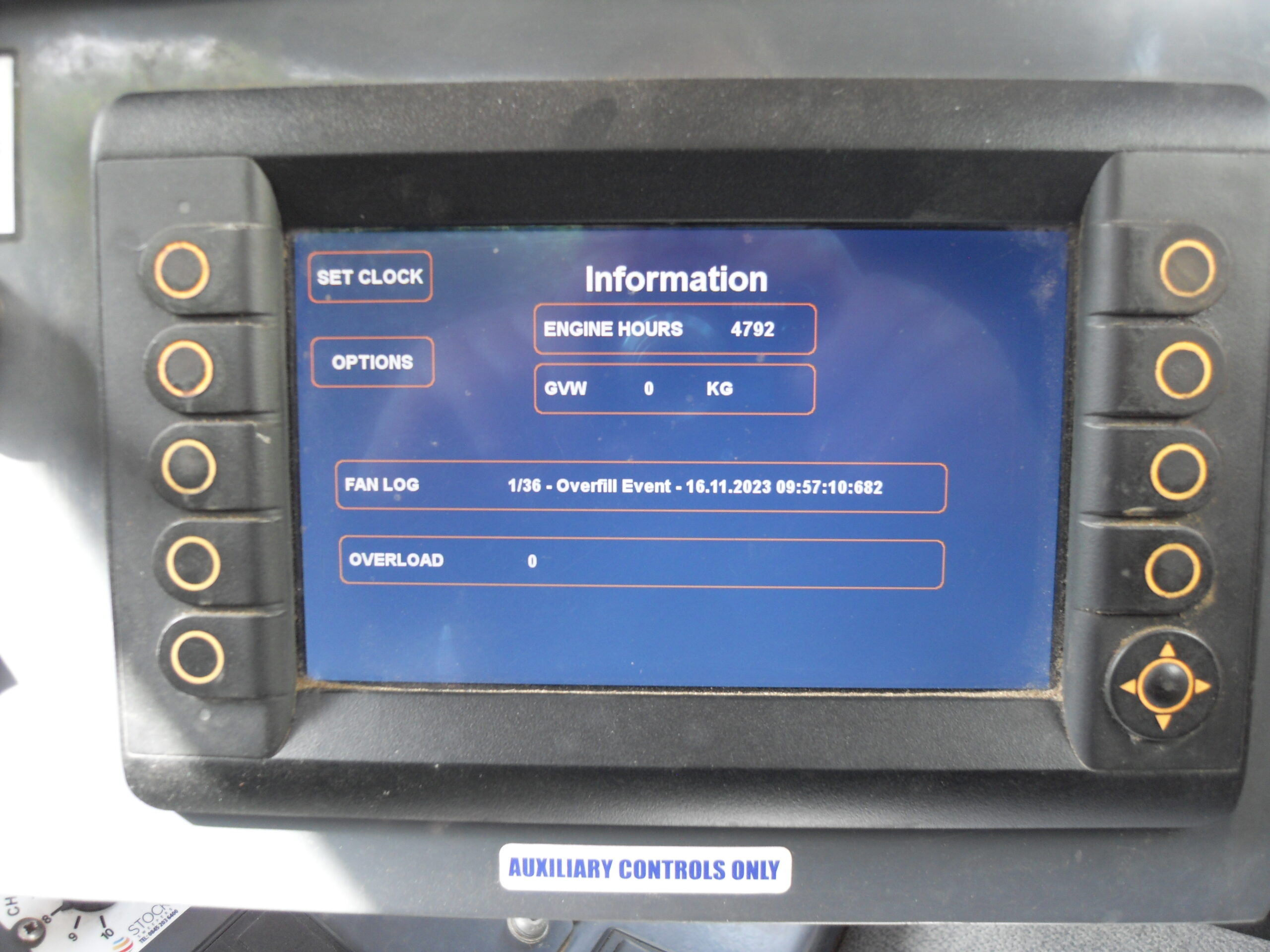 2018 STOCKS S6400 ROAD SWEEPER MOUNTED ON 15T DAF LF 230 CHASSIS ...